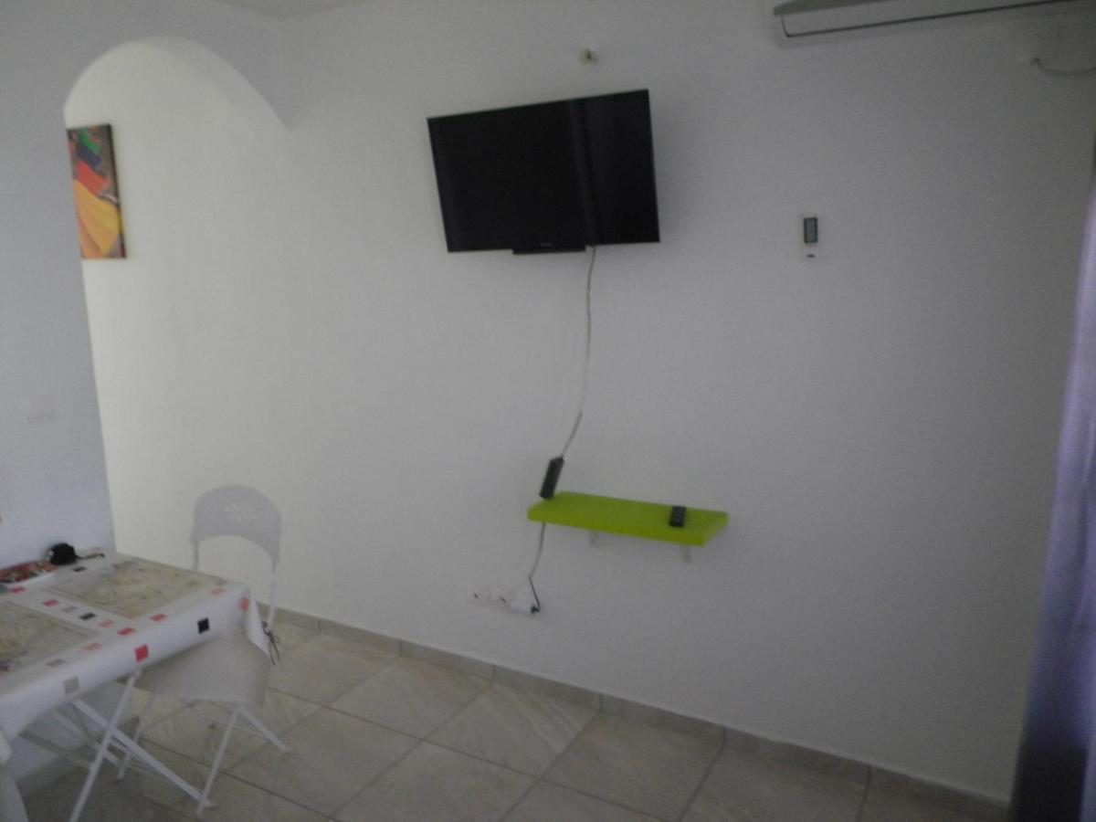 Immeuble Nebot Daire Grand-Bourg  Dış mekan fotoğraf